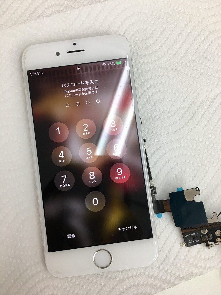 iPhone6sドックコネクターとバッテリー新品で起動