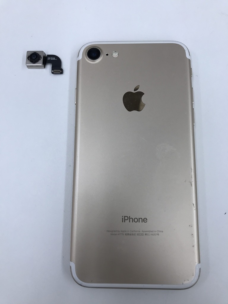 iPhone7　カメラレンズ修理