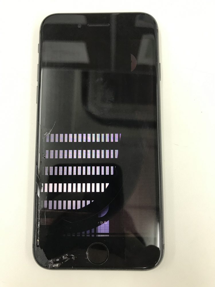 iPhone8液晶不良修理前