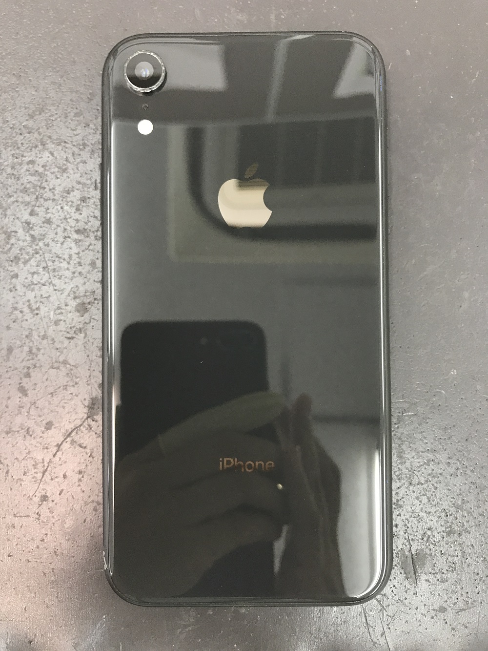 iPhone8　カメラカバーガラス交換後